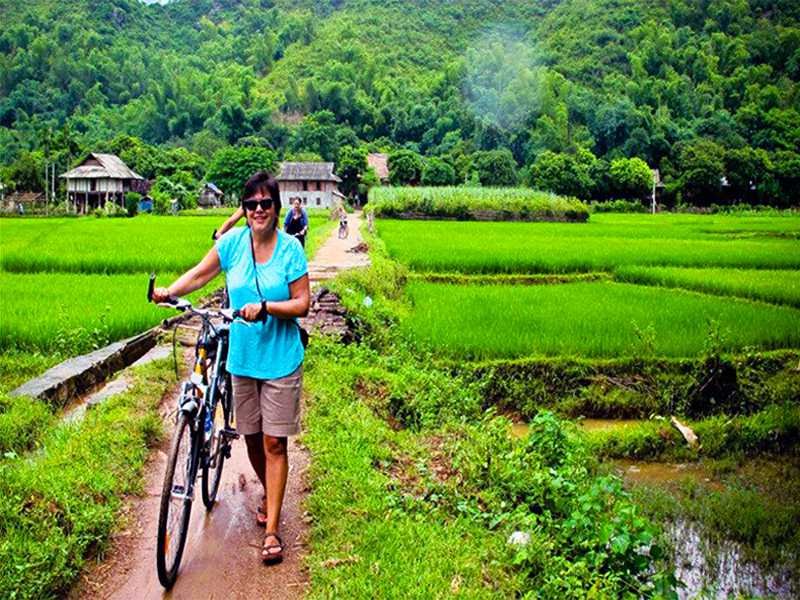 A Comprehensive Guide to the Mai Chau to Pu Luong Cycling Tour